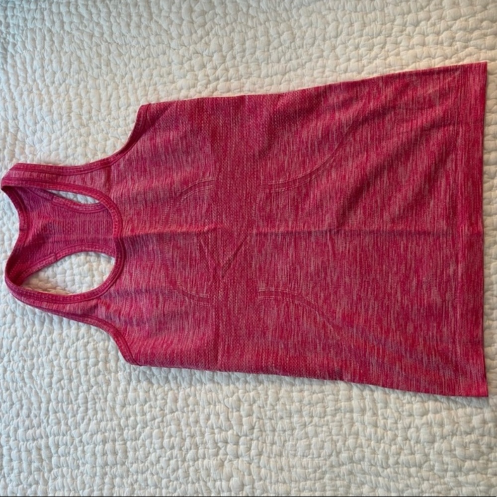 Lululemon Razor back, like new top - Picture 2 of 3